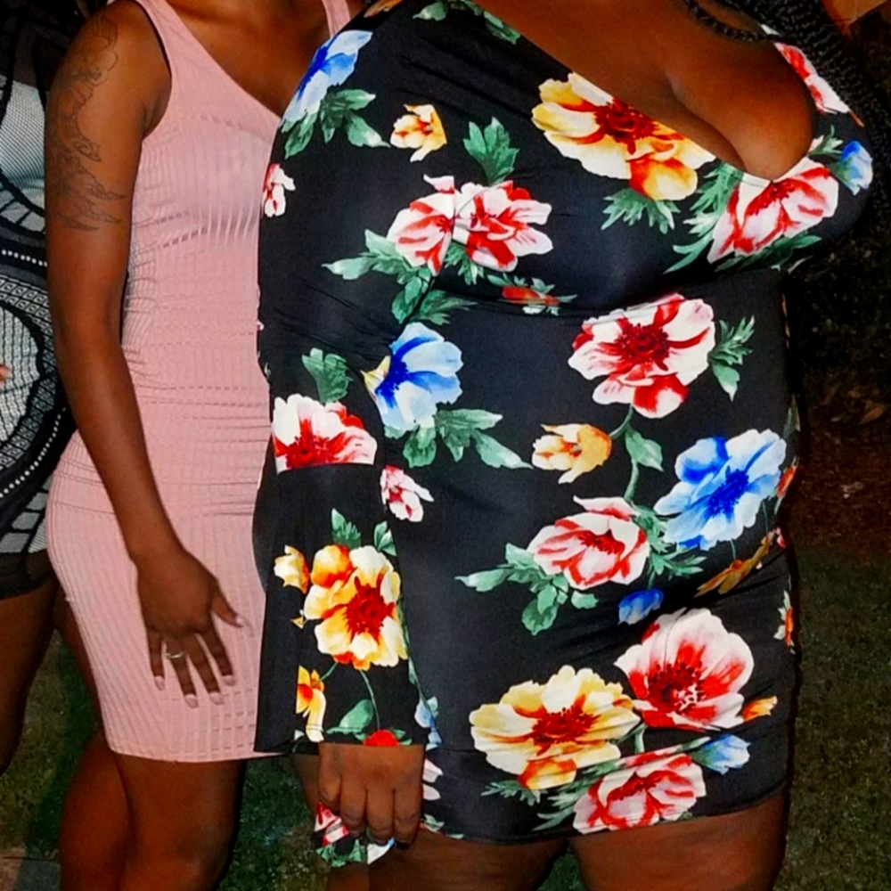 Forever21 Bell Sleeve Floral Bodycon Dress